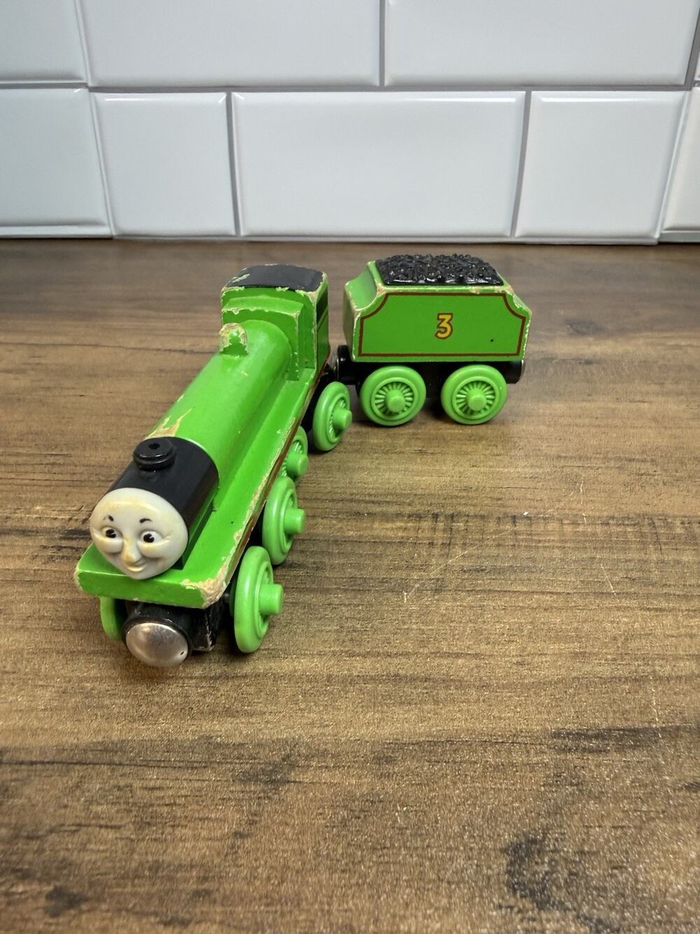 2000 Thomas & Friends Wooden Railway Train Tank Engine Henry & Tender